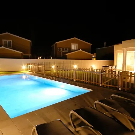 - Alta Calidad Con Piscina Y Jardin シウタデリャ