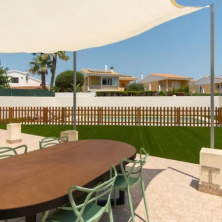 - Alta Calidad Con Piscina Y Jardin 休达德亚